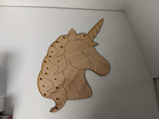 Unicorn with holes for Mane - Image 3