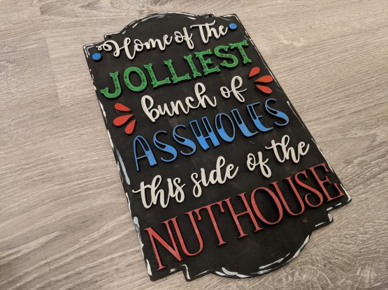 Nuthouse Christmas Door Hanger DIY kit - Image 3
